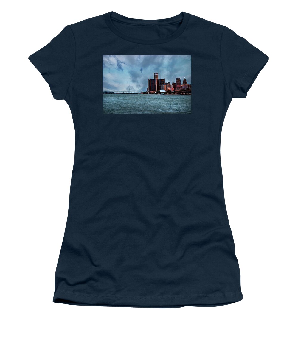 Detroit Women's T-Shirt featuring the digital art Detroit Skyline DSC_0830 by Michael Thomas