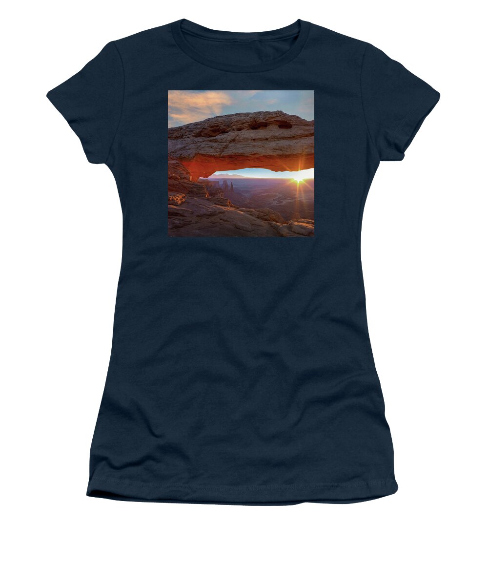00586244 Women's T-Shirt featuring the photograph Mesa Arch, Canyonlands National Park, Utah by Tim Fitzharris