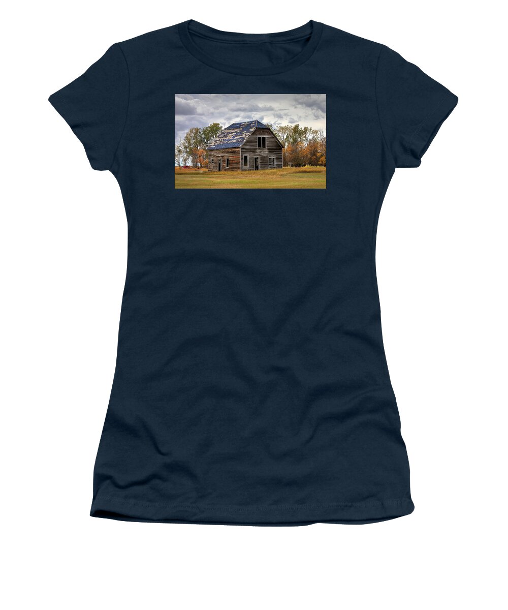 North Dakota Women's T-Shirt featuring the photograph North Dakota Abandoned Home by Harriet Feagin