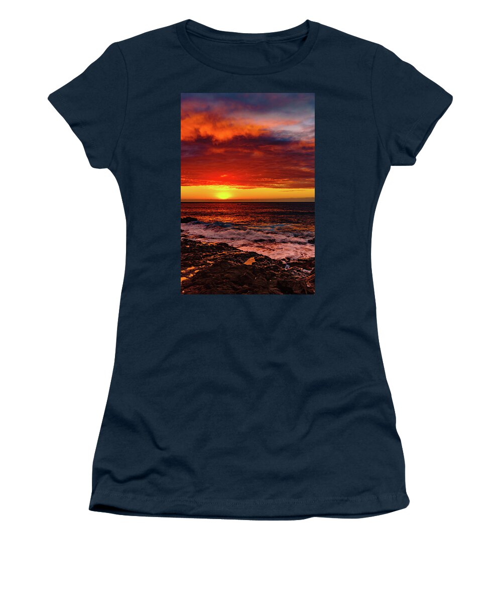 Hawaii Women's T-Shirt featuring the photograph Vertical Warmth by John Bauer