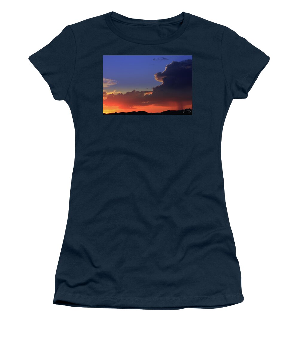 Arizona Women's T-Shirt featuring the photograph So Amazing - Signed by Gene Taylor