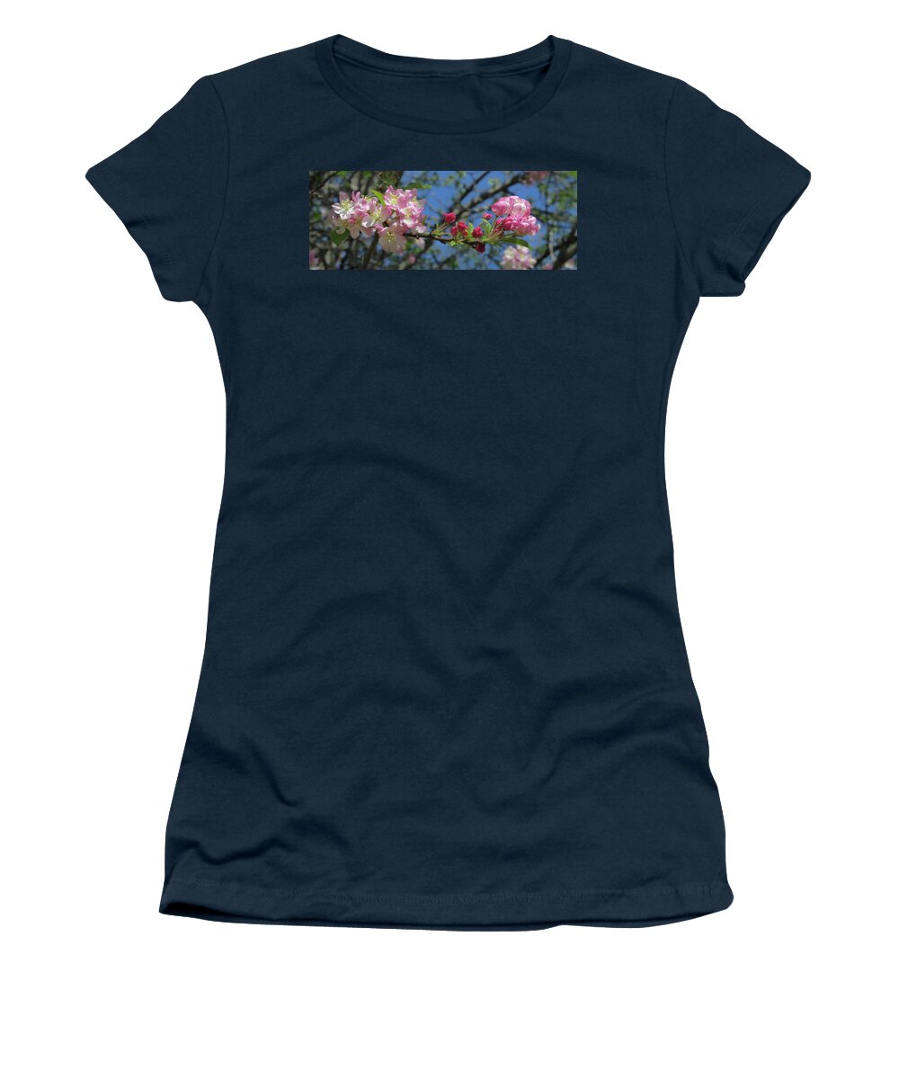 Calming Women's T-Shirt featuring the photograph Announcing Spring by David Coblitz