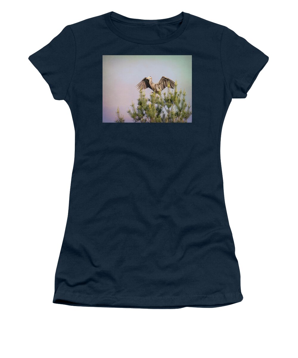 Great Blue Heron Women's T-Shirt featuring the photograph Artistic Great Blue Heron 2019-1 by Thomas Young
