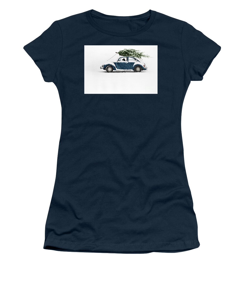 Americana Women's T-Shirt featuring the photograph Dog in Car with Christmas Tree by Ulrike Welsch