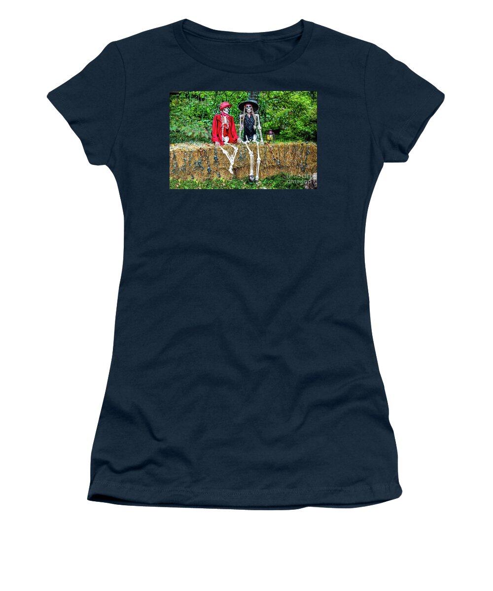 Engagement Photo Women's T-Shirt featuring the photograph Undying Love by Lynn Sprowl