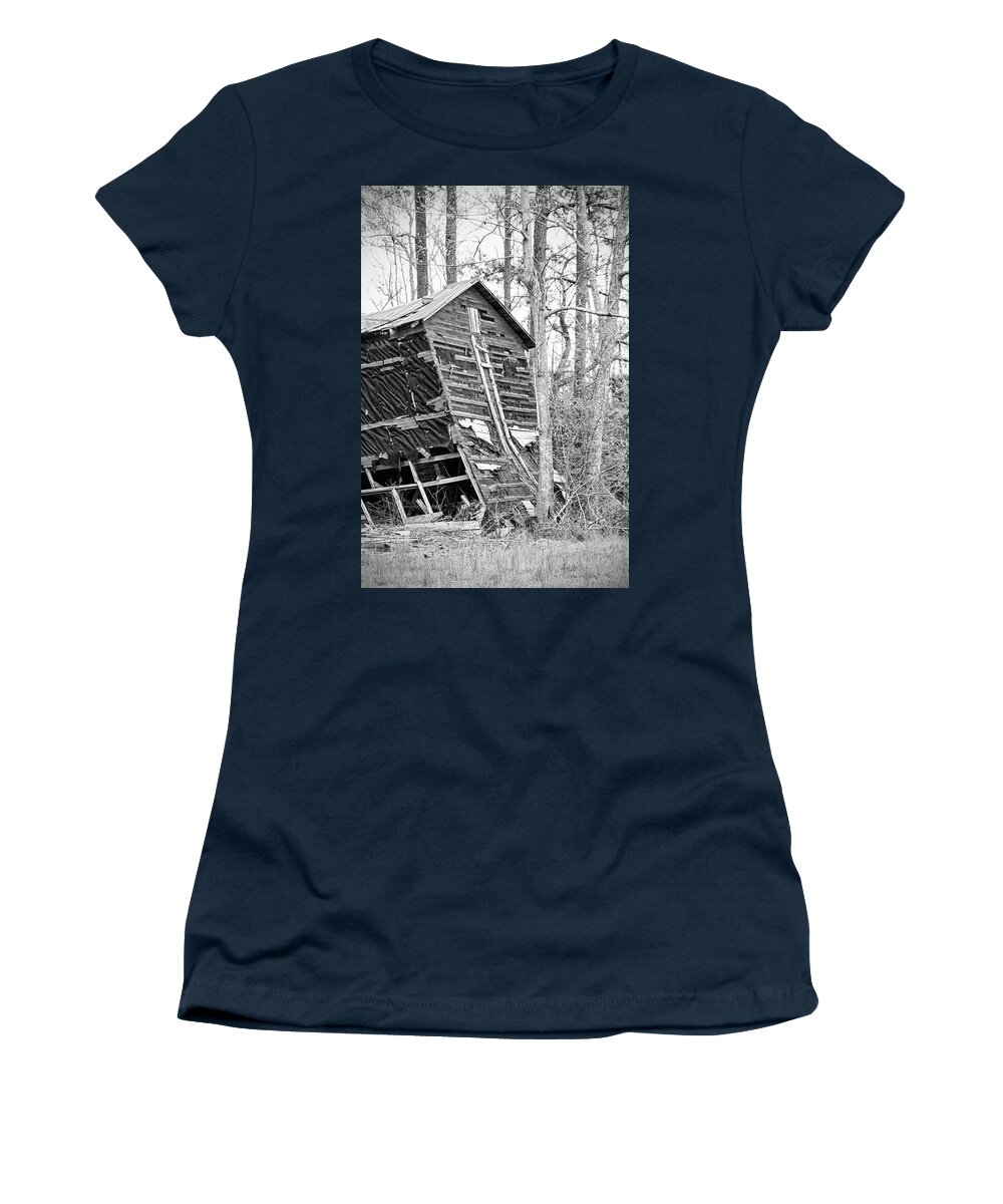 Rustic Women's T-Shirt featuring the photograph Falling Down - North Carolina Tobacco Barn by Bob Decker