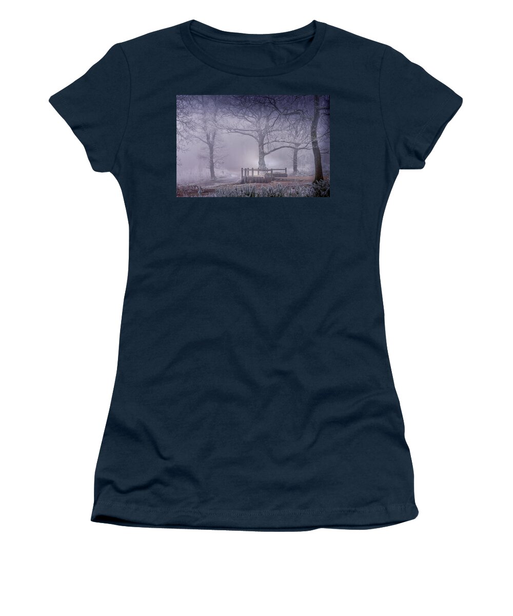 Landscape Women's T-Shirt featuring the photograph Foggy point of view by Chris Boulton