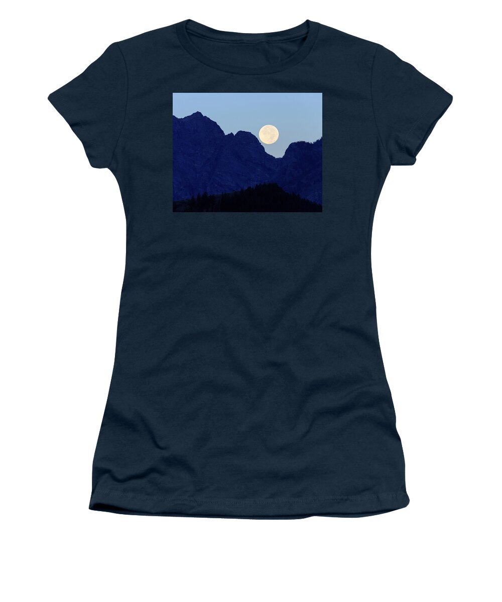 Grand Tetons Women's T-Shirt featuring the photograph Hole in One by Maresa Pryor-Luzier