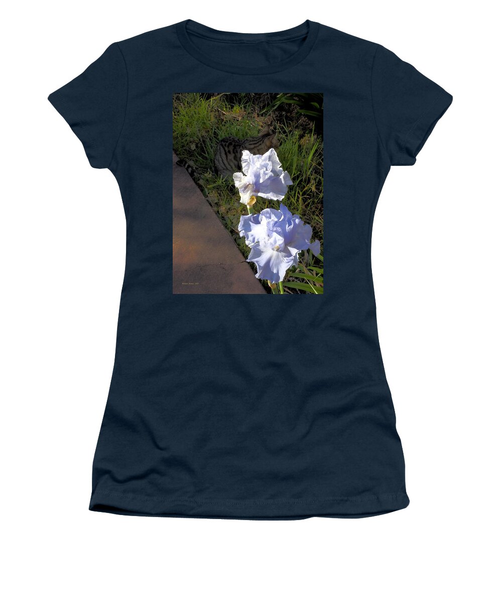 Plant Women's T-Shirt featuring the photograph Kissy Iris by Richard Thomas