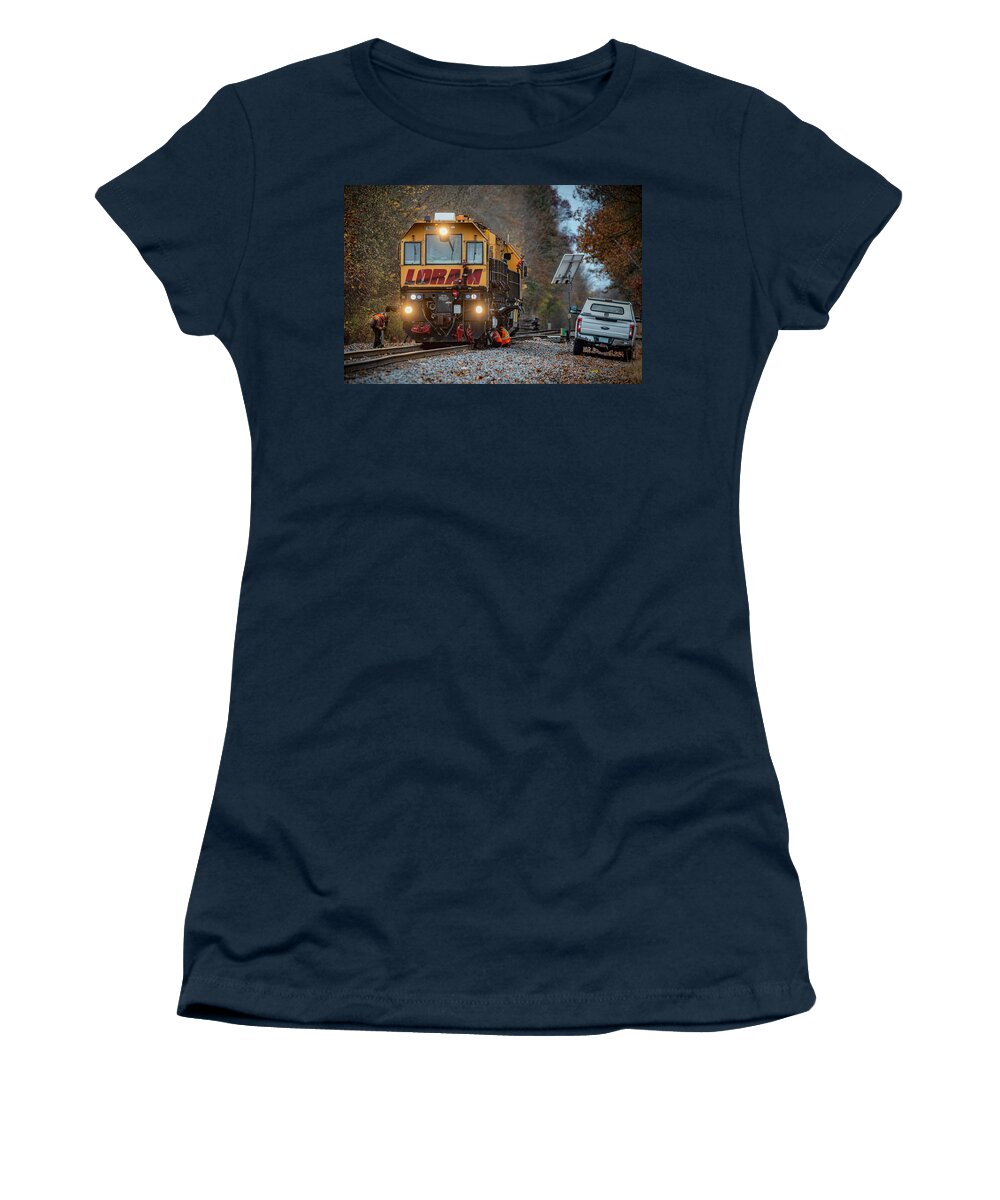 Railroad Women's T-Shirt featuring the photograph LORAM Grinder 4 At Paducah And Louisville West Yard Madisonville Ky by Jim Pearson