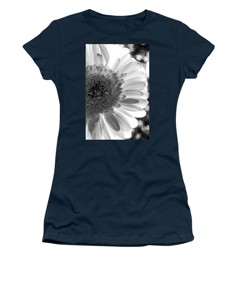Texas Women's T-Shirt featuring the photograph Monochrome Daisy by W Craig Photography