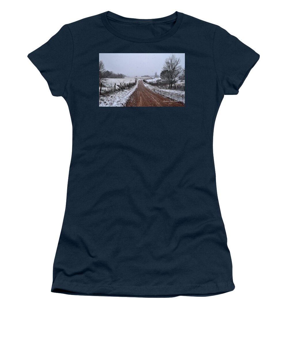 Winter Women's T-Shirt featuring the photograph Ozarks Snow 20 by Lawrence Hess
