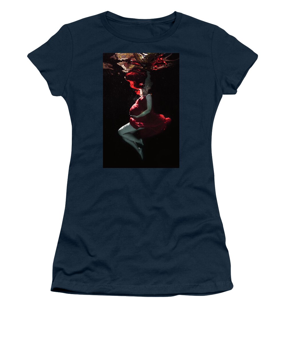 Underwater Women's T-Shirt featuring the photograph Pregnant in Red by Gemma Silvestre