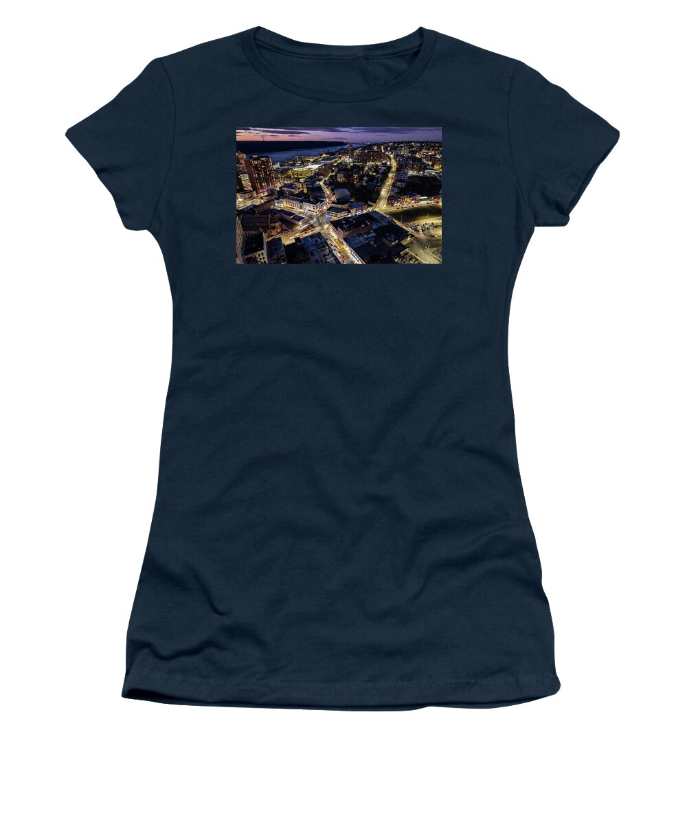 Getty Square Women's T-Shirt featuring the photograph Twilight Along the Hudson by Kevin Suttlehan