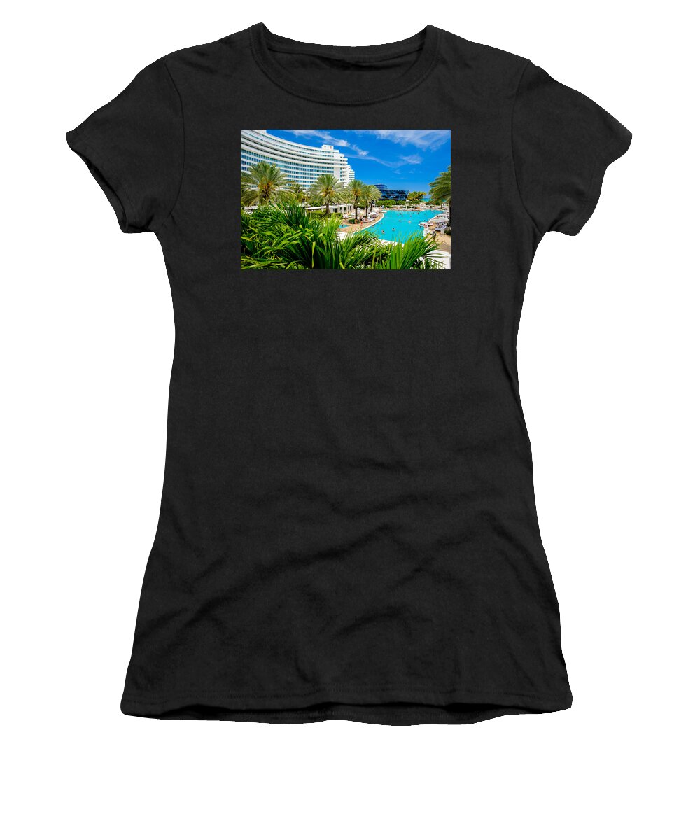 Architecture Women's T-Shirt featuring the photograph Fontainebleau Hotel by Raul Rodriguez