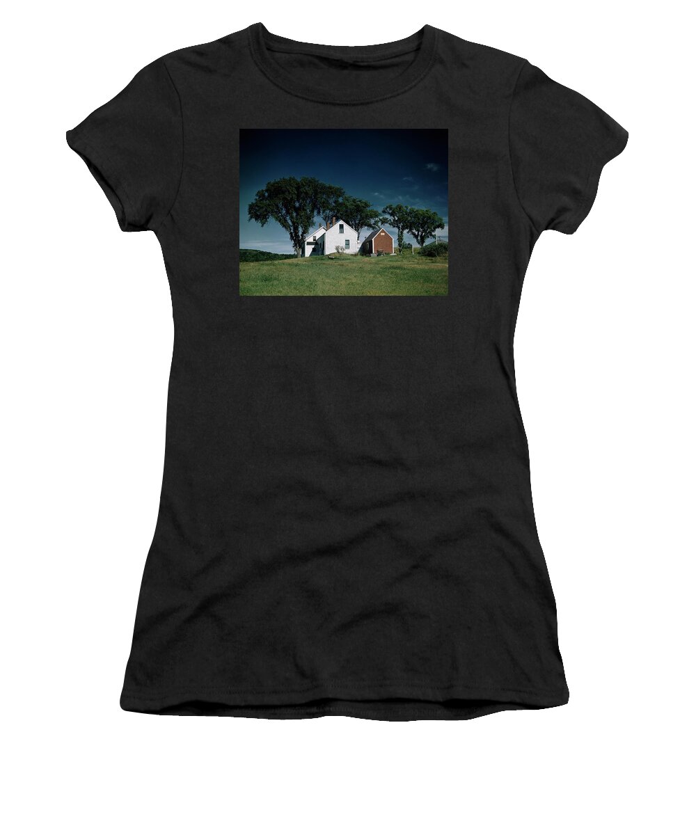 Plants Women's T-Shirt featuring the photograph A White House In The Countryside by Stewart Love