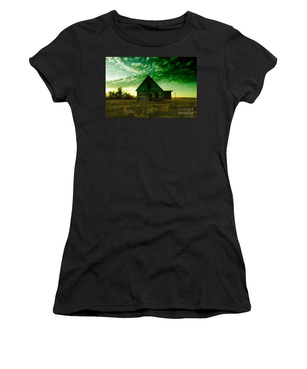 Houses Women's T-Shirt featuring the photograph An Old North Dakota Farm House by Jeff Swan