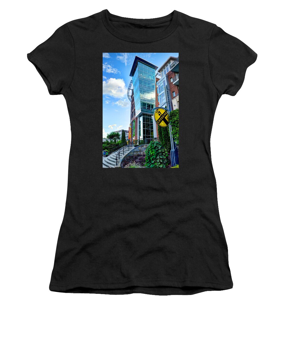 Greenville Women's T-Shirt featuring the photograph Art Crossing by David Hart
