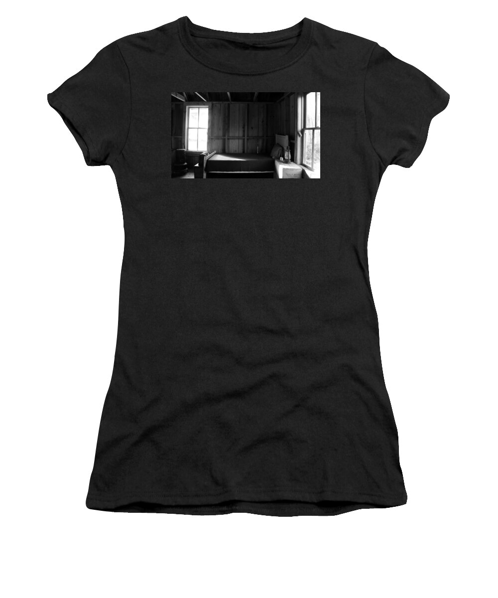 Domkohler House 1882 Women's T-Shirt featuring the photograph Cracker living 1882 by David Lee Thompson