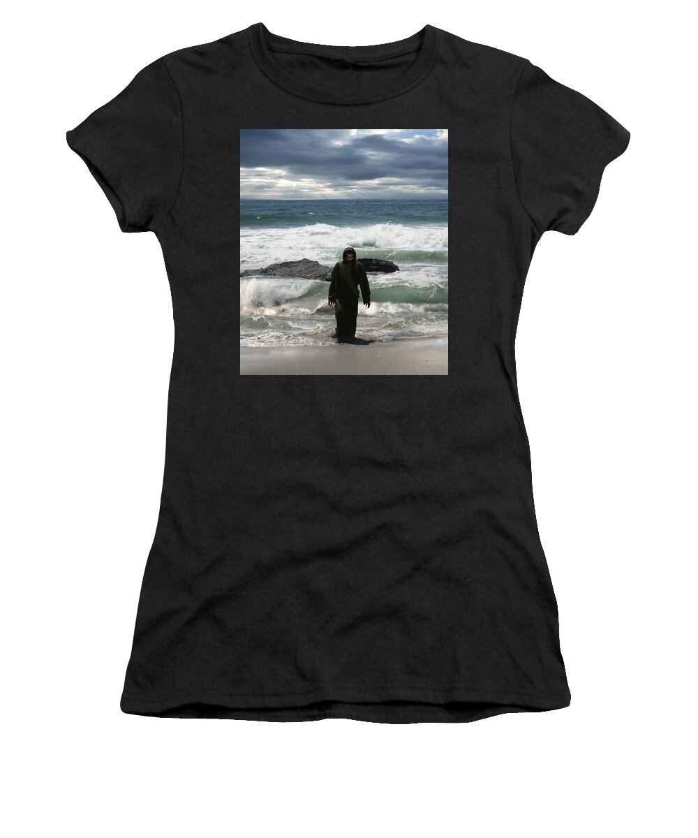 Alex-calderon Women's T-Shirt featuring the photograph Jesus Christ- Look I Am Coming Soon by Acropolis De Versailles
