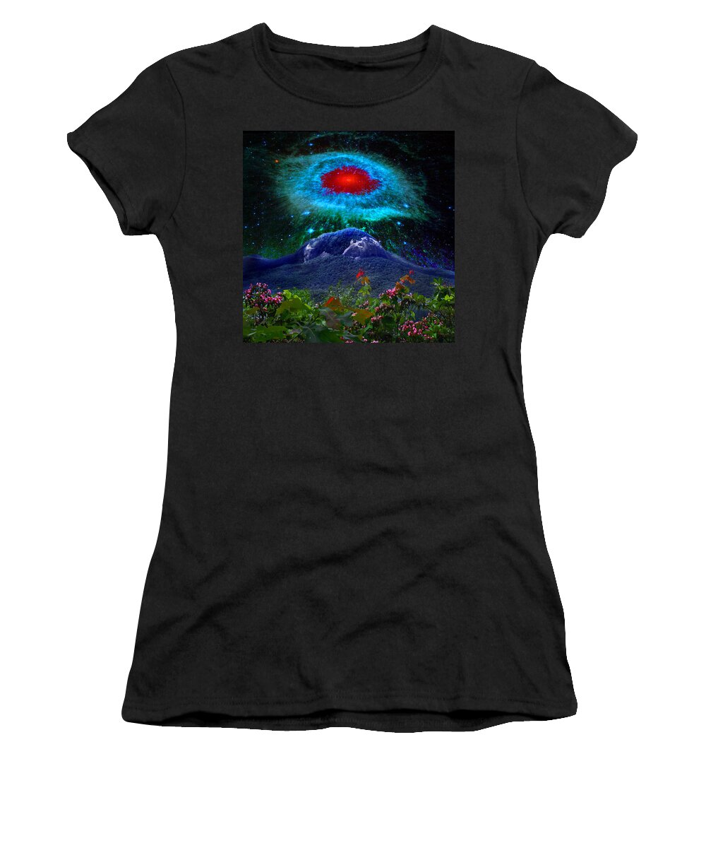 Landscapes Women's T-Shirt featuring the photograph Looking Glass Rock Event 1 by Duane McCullough