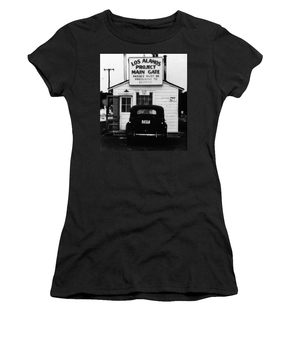 Science Women's T-Shirt featuring the photograph Manhattan Project Main Gate, 1943 by Science Source
