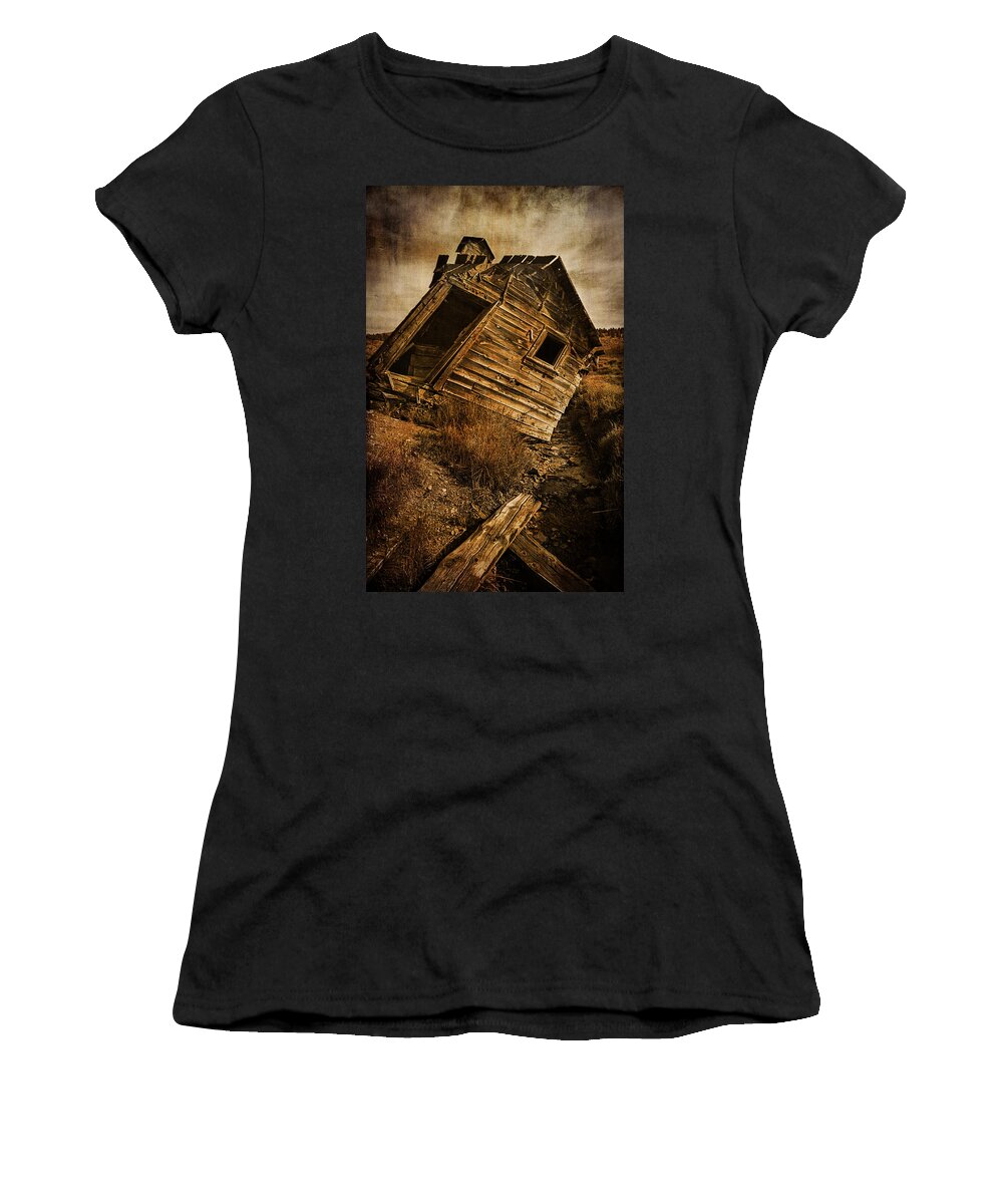Abandoned Women's T-Shirt featuring the photograph Quartz Mountain 8 by YoPedro