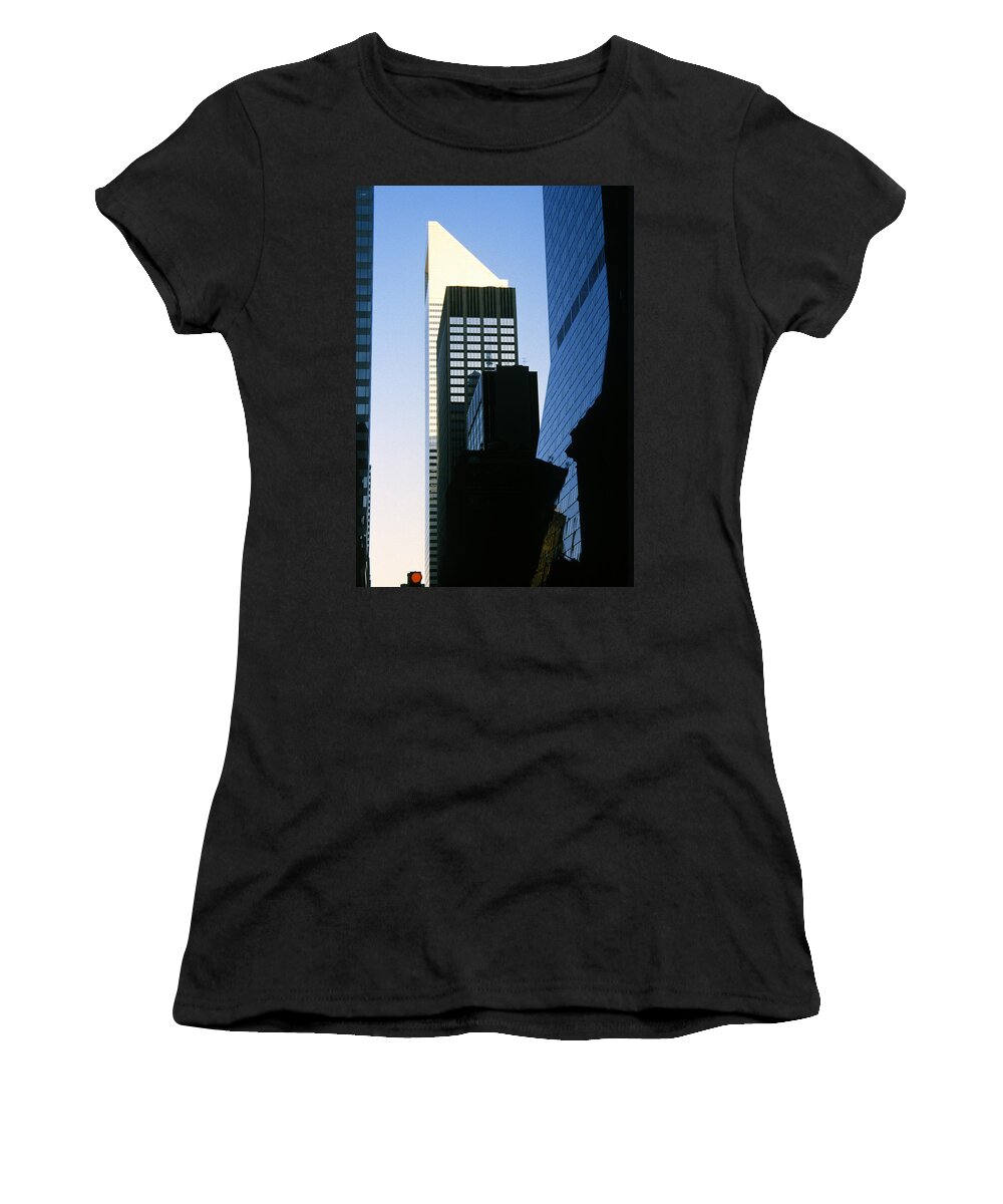 New York Women's T-Shirt featuring the photograph New York City Skyline No 4 by Gordon James