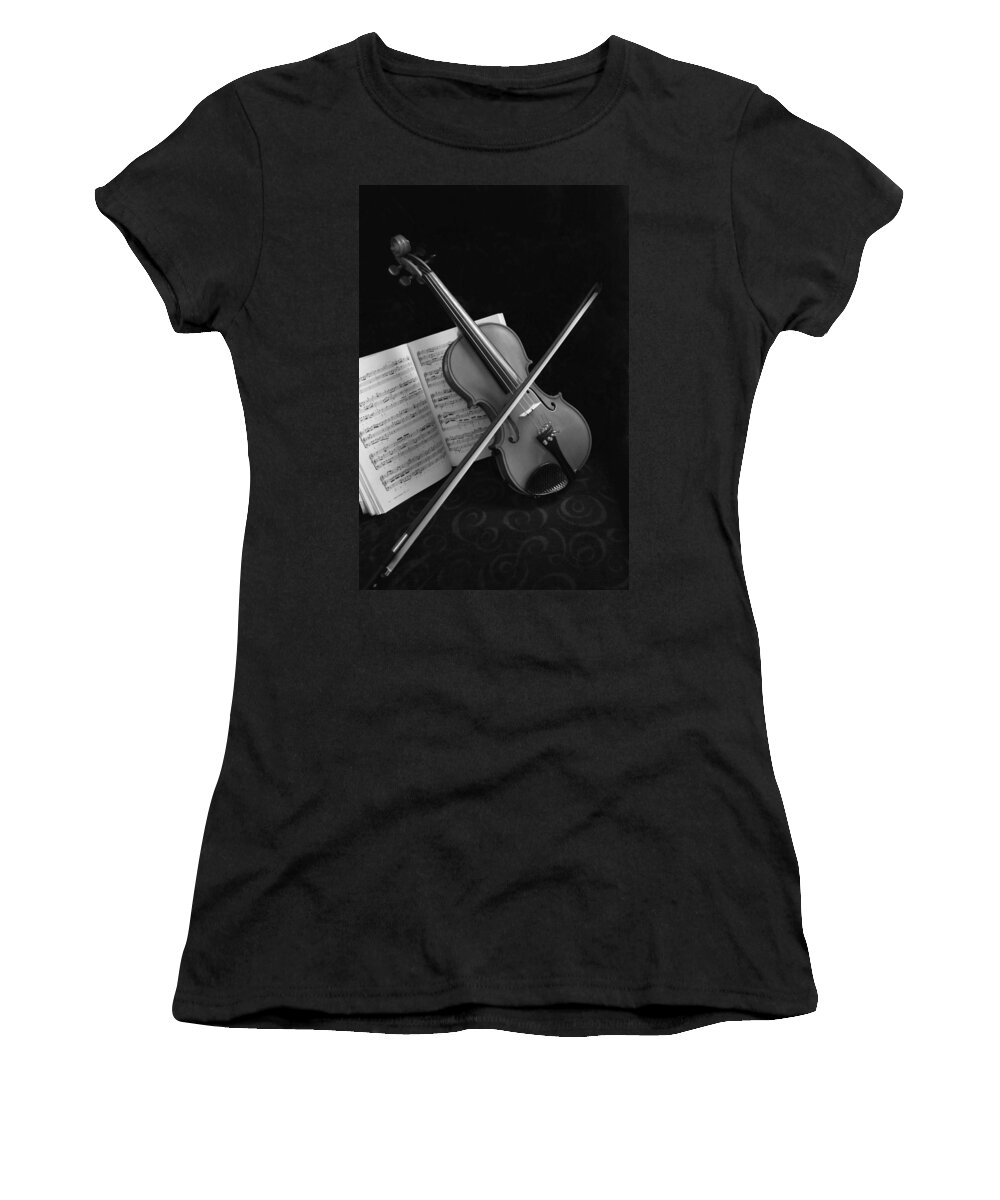 Violin Women's T-Shirt featuring the photograph Pianissimo by Kristin Elmquist