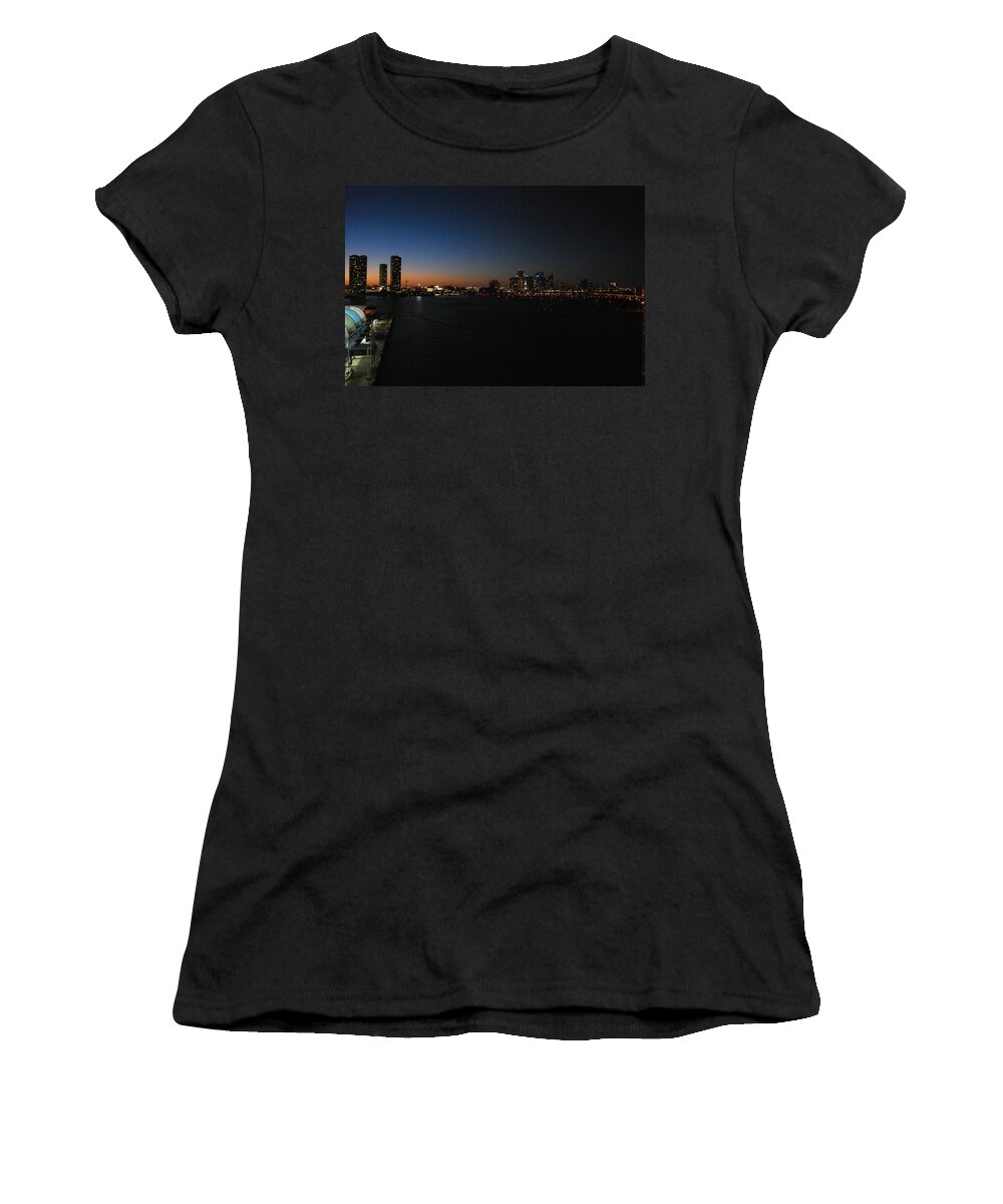 Miami Women's T-Shirt featuring the photograph Sundown in Miami by Gary Wonning