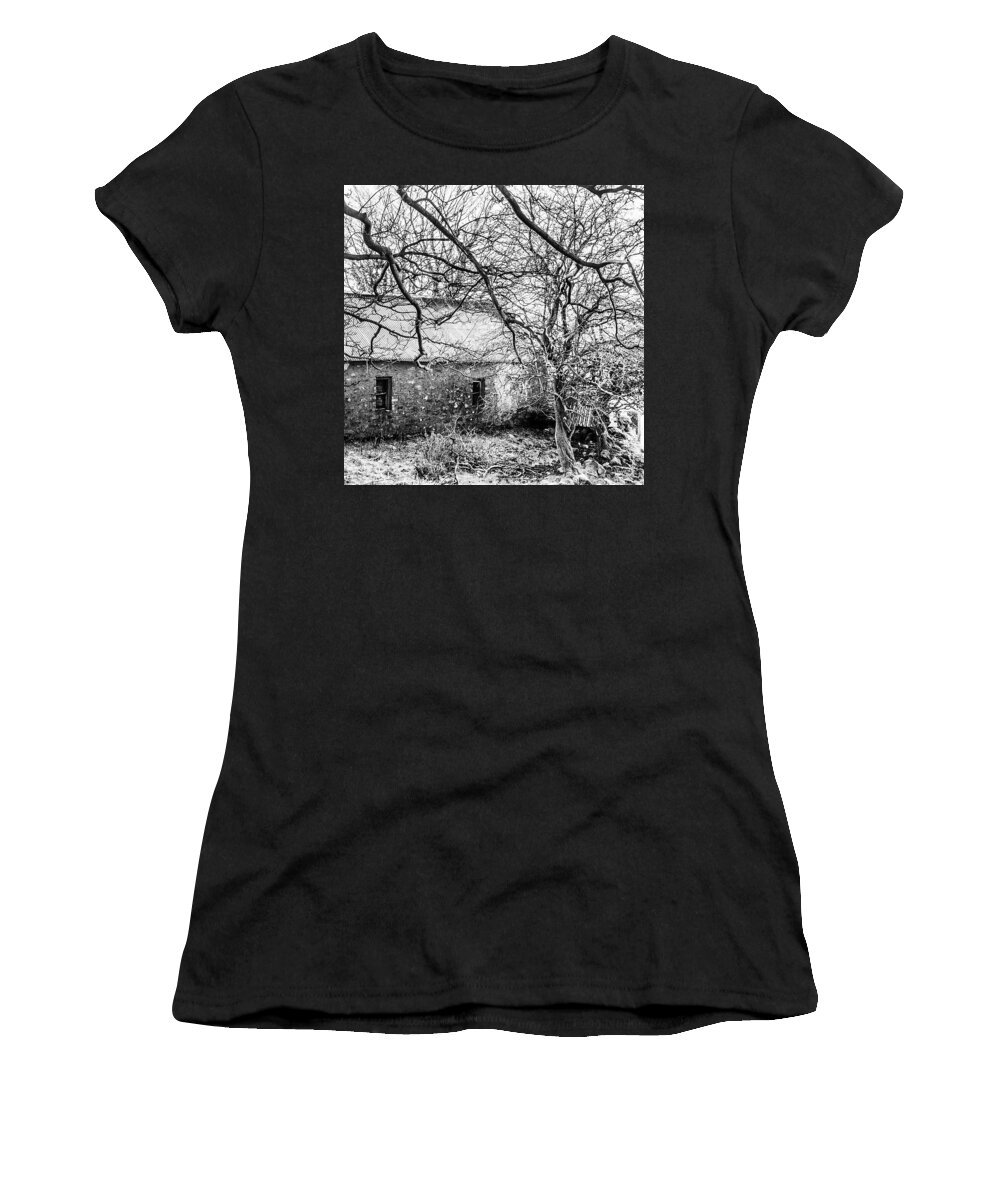  Women's T-Shirt featuring the photograph The Old Cottage by Aleck Cartwright