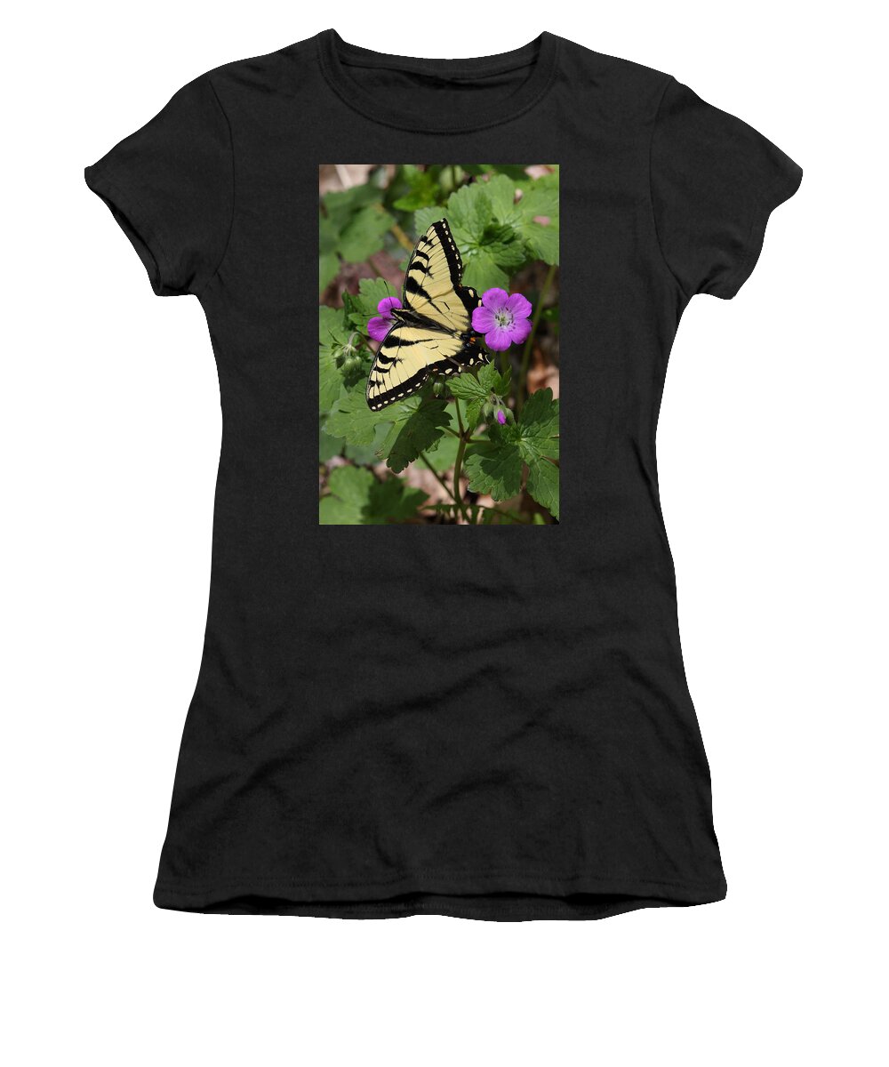 Tiger Swallowtail Butterfly On Geranium Women's T-Shirt featuring the photograph Tiger Swallowtail Butterfly On Geranium by Daniel Reed