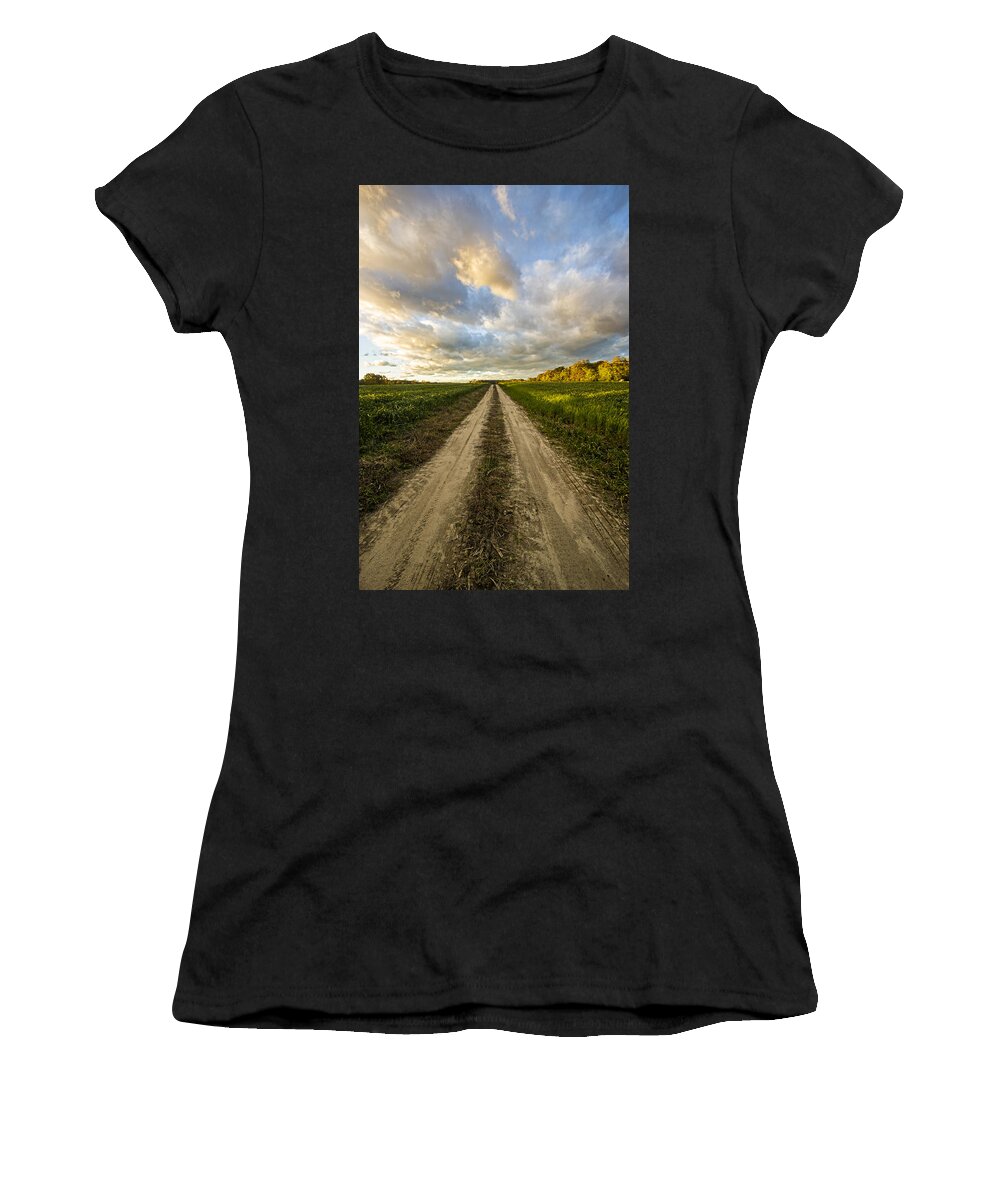 Farm Women's T-Shirt featuring the photograph Vanishing Point by Robert Seifert