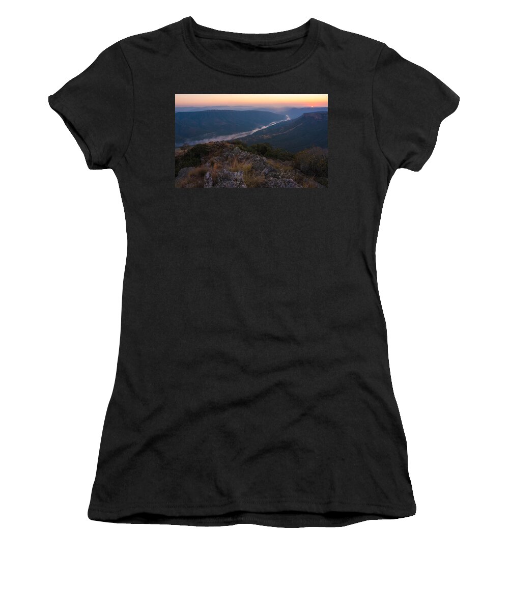 Africa Women's T-Shirt featuring the photograph Daybreak by Alistair Lyne