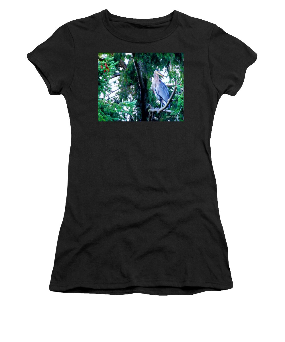 Great Blue Heron Women's T-Shirt featuring the photograph Heron by Tap On Photo