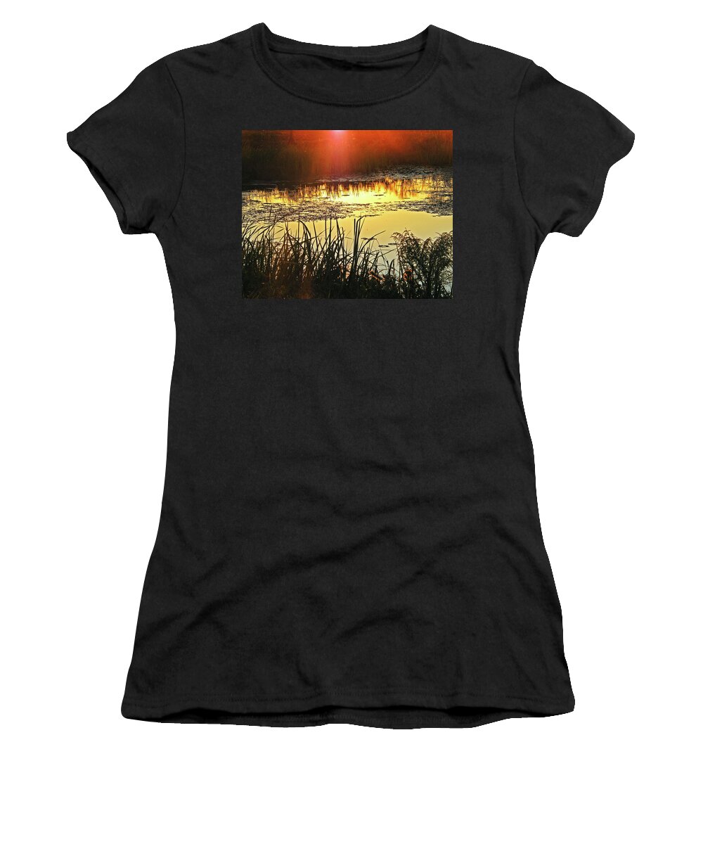 Lacassine Women's T-Shirt featuring the photograph Lacassine Sundown by Lizi Beard-Ward