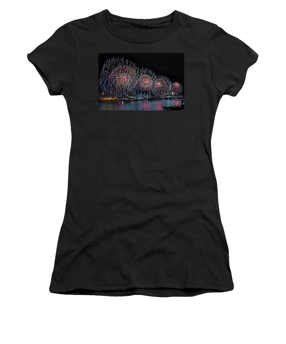 New York City Women's T-Shirt featuring the photograph New York City Celebrates the 4th by Susan Candelario
