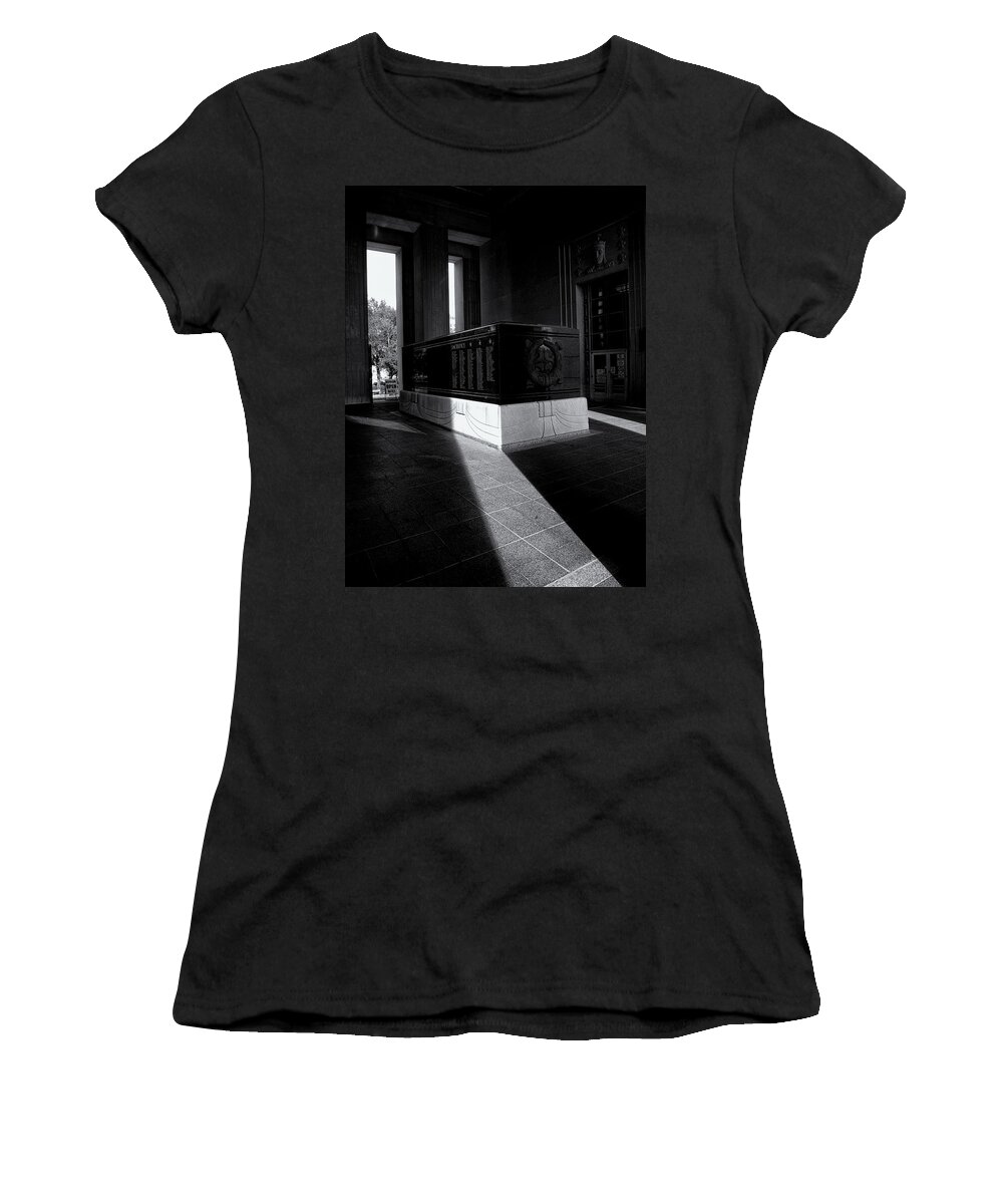 Saint Louis Soldiers Memorial Women's T-Shirt featuring the photograph Saint Louis Soldiers Memorial Black and White by Joshua House