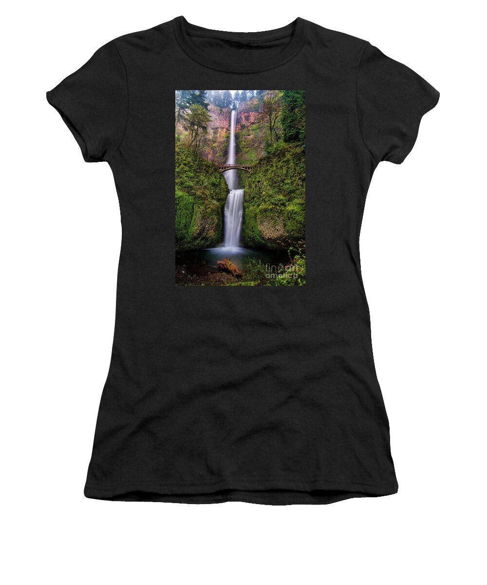 Multnomah Falls Women's T-Shirt featuring the photograph Multnomah Falls #1 by Peter Dang