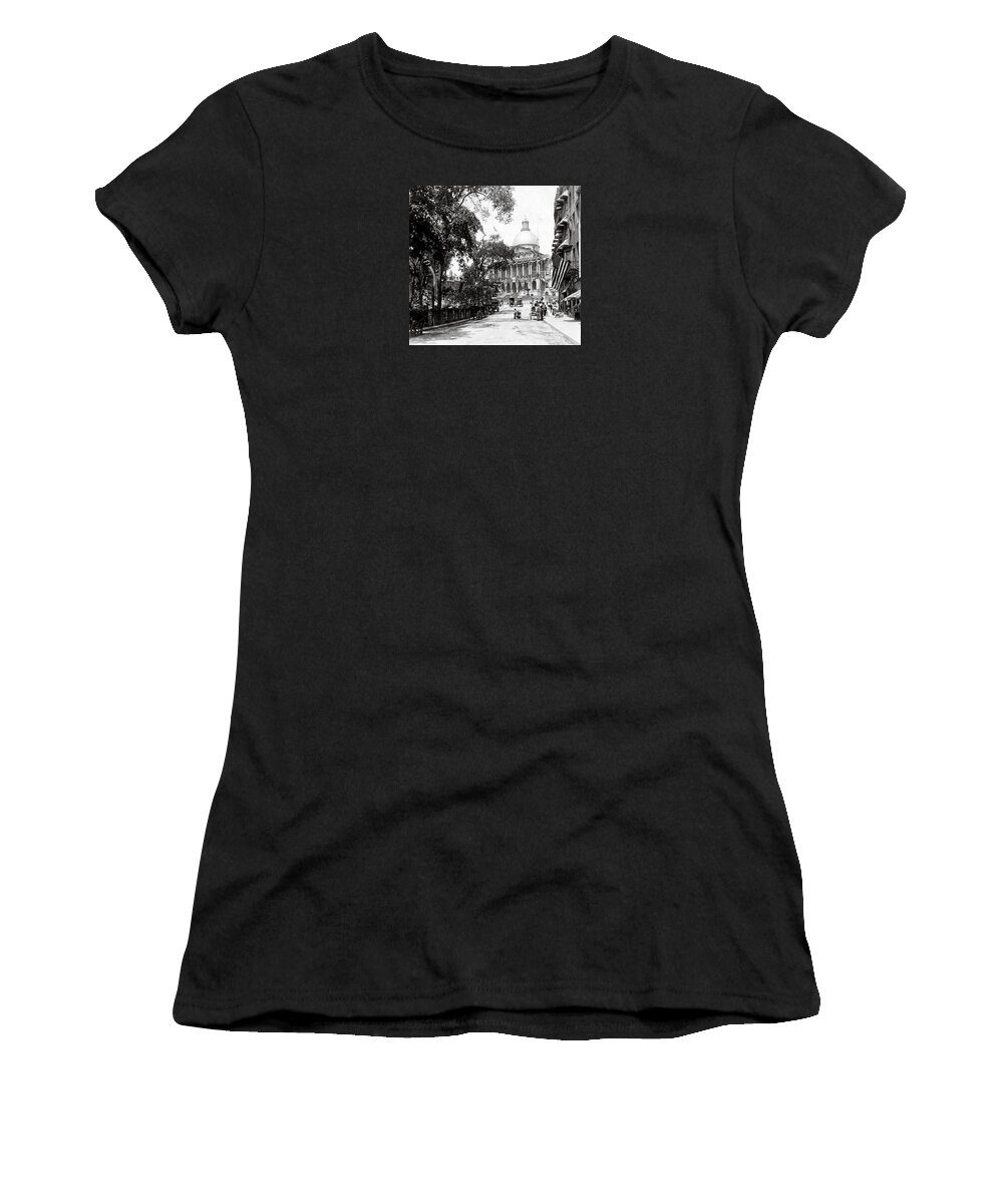 Vintage Women's T-Shirt featuring the photograph 1910 Summer in Boston by Historic Image