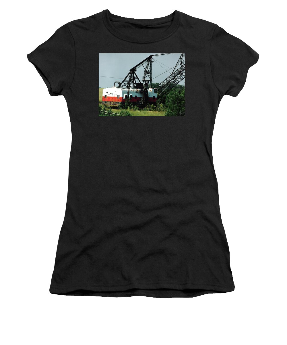 Dragline Women's T-Shirt featuring the photograph Abandoned Dragline Excavator in Amish Country by David Bader