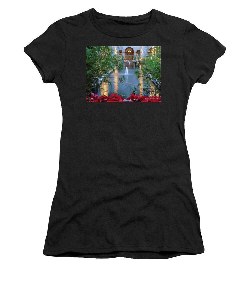 St Augustine Women's T-Shirt featuring the photograph Courtyard Garden by D Hackett