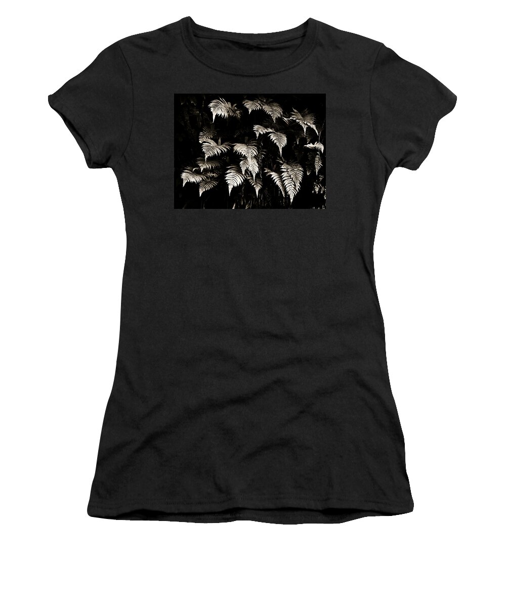 Hawaii Women's T-Shirt featuring the photograph Fronds by Marilyn Hunt