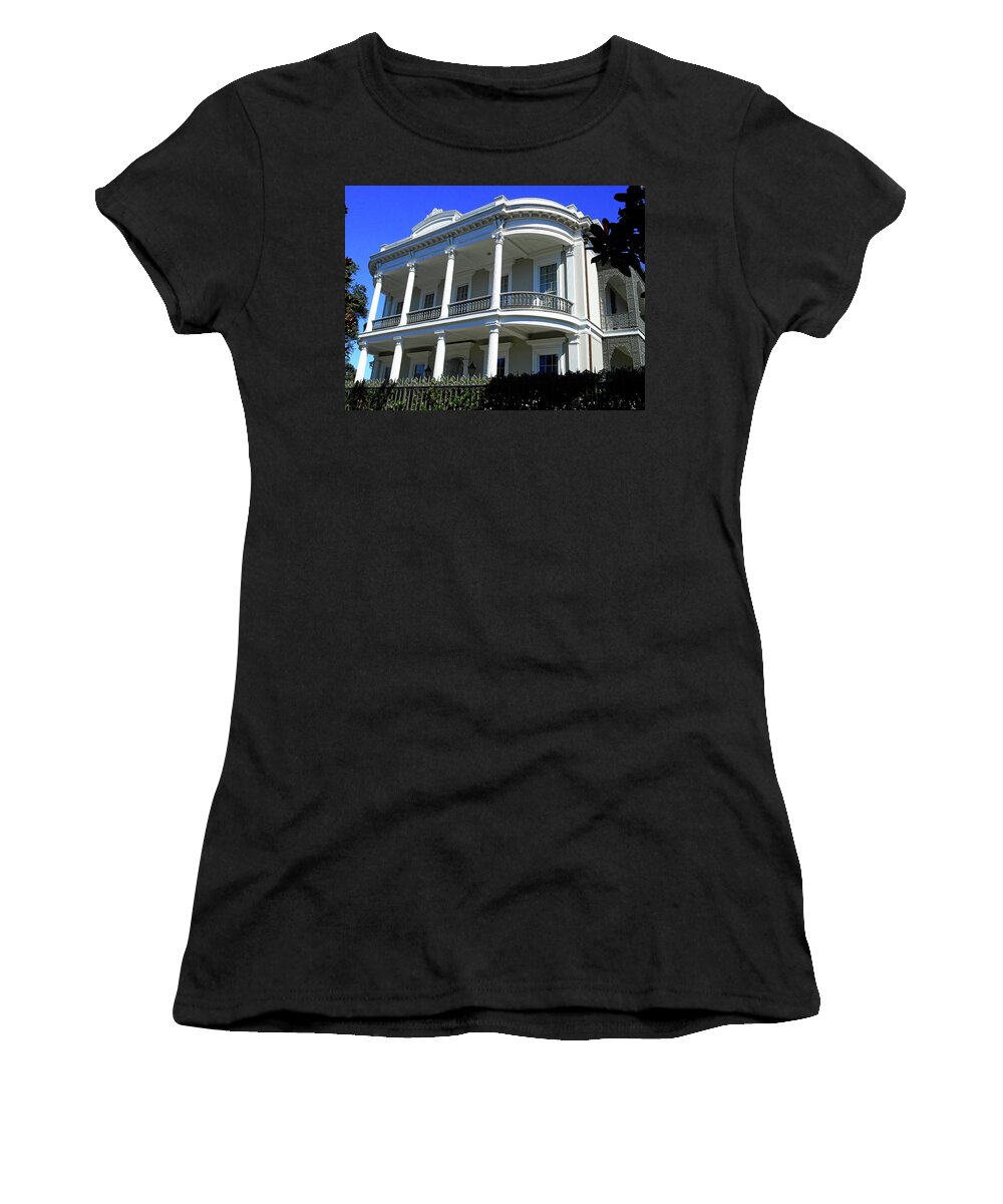 New Orleans Women's T-Shirt featuring the photograph Garden District 41 by Ron Kandt