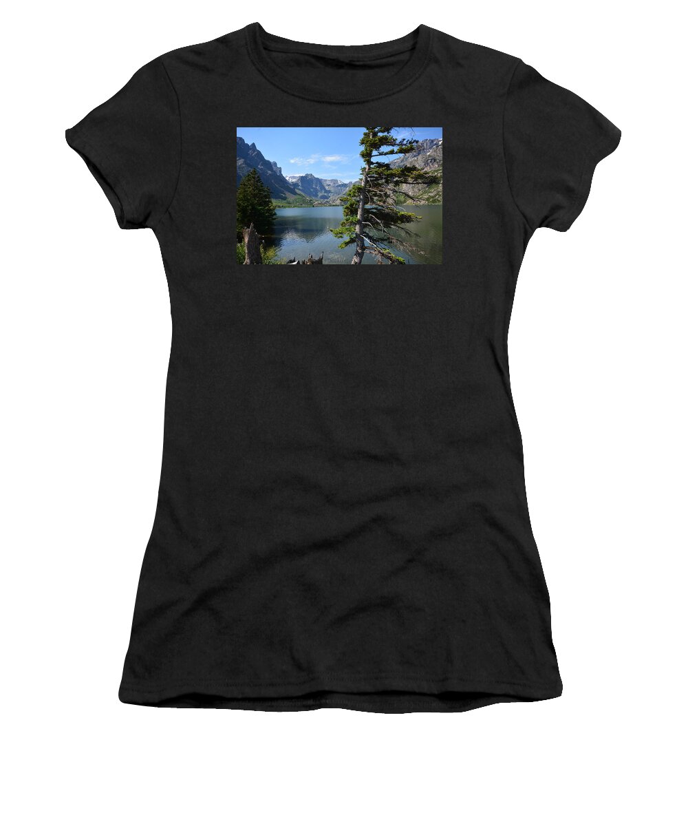 East Rosebud Lake Women's T-Shirt featuring the photograph Hidden Beauty by Brian Duram