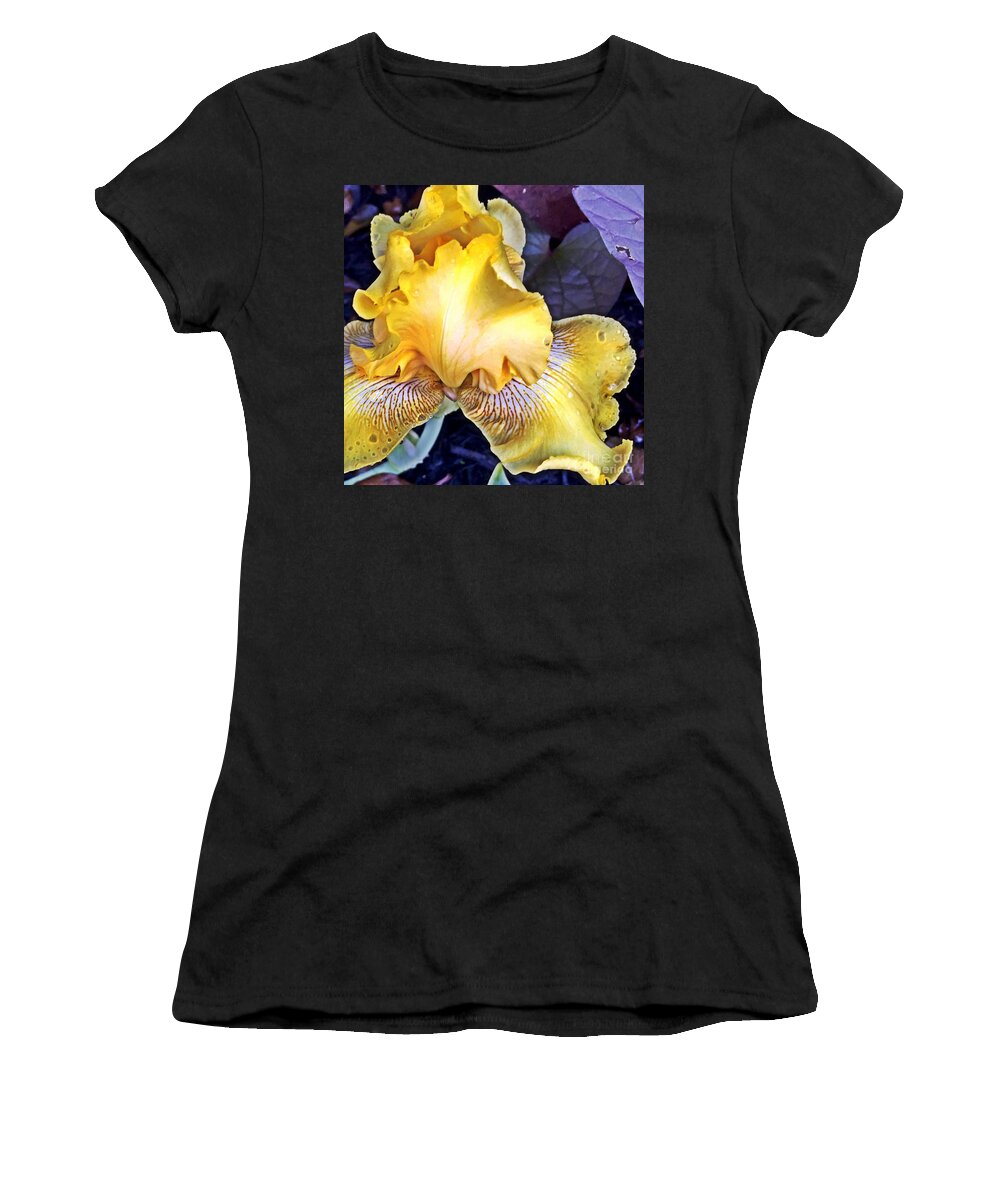 Macro Women's T-Shirt featuring the photograph Iris Supreme by Vonda Lawson-Rosa