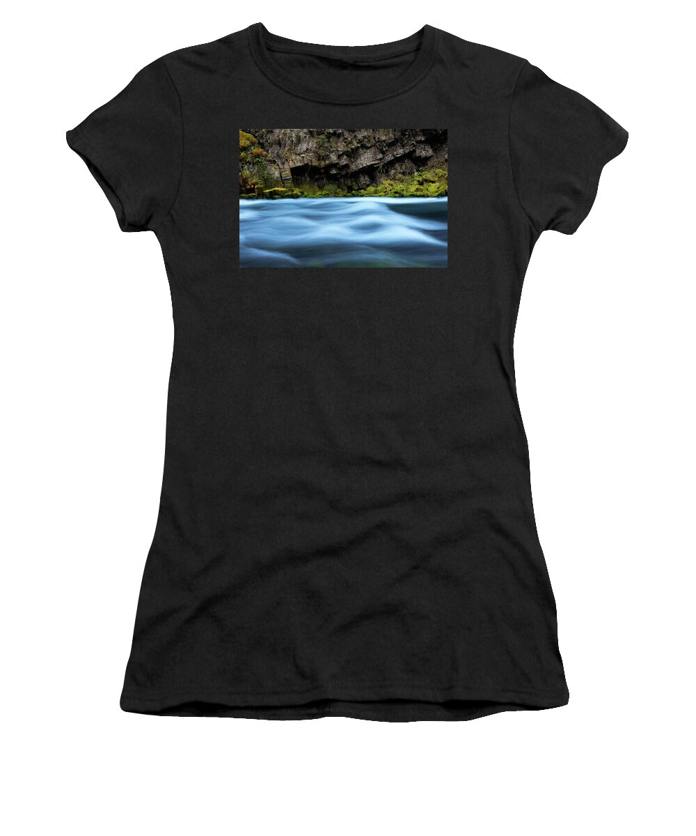 Mckenzie Women's T-Shirt featuring the photograph McKenzie Blue by Andrew Kumler
