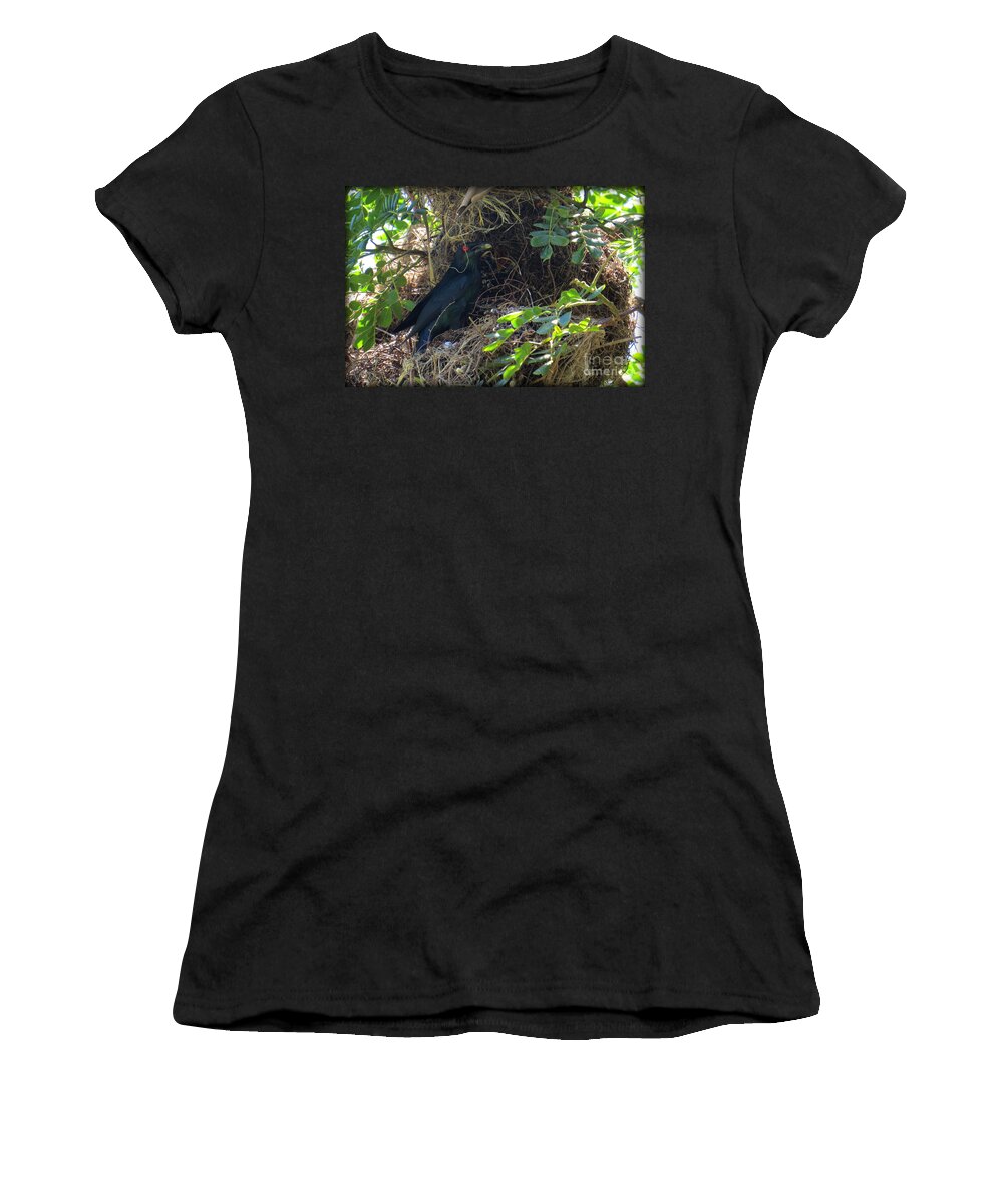 Metallic Women's T-Shirt featuring the photograph Metallic Starling by Evie Hanlon