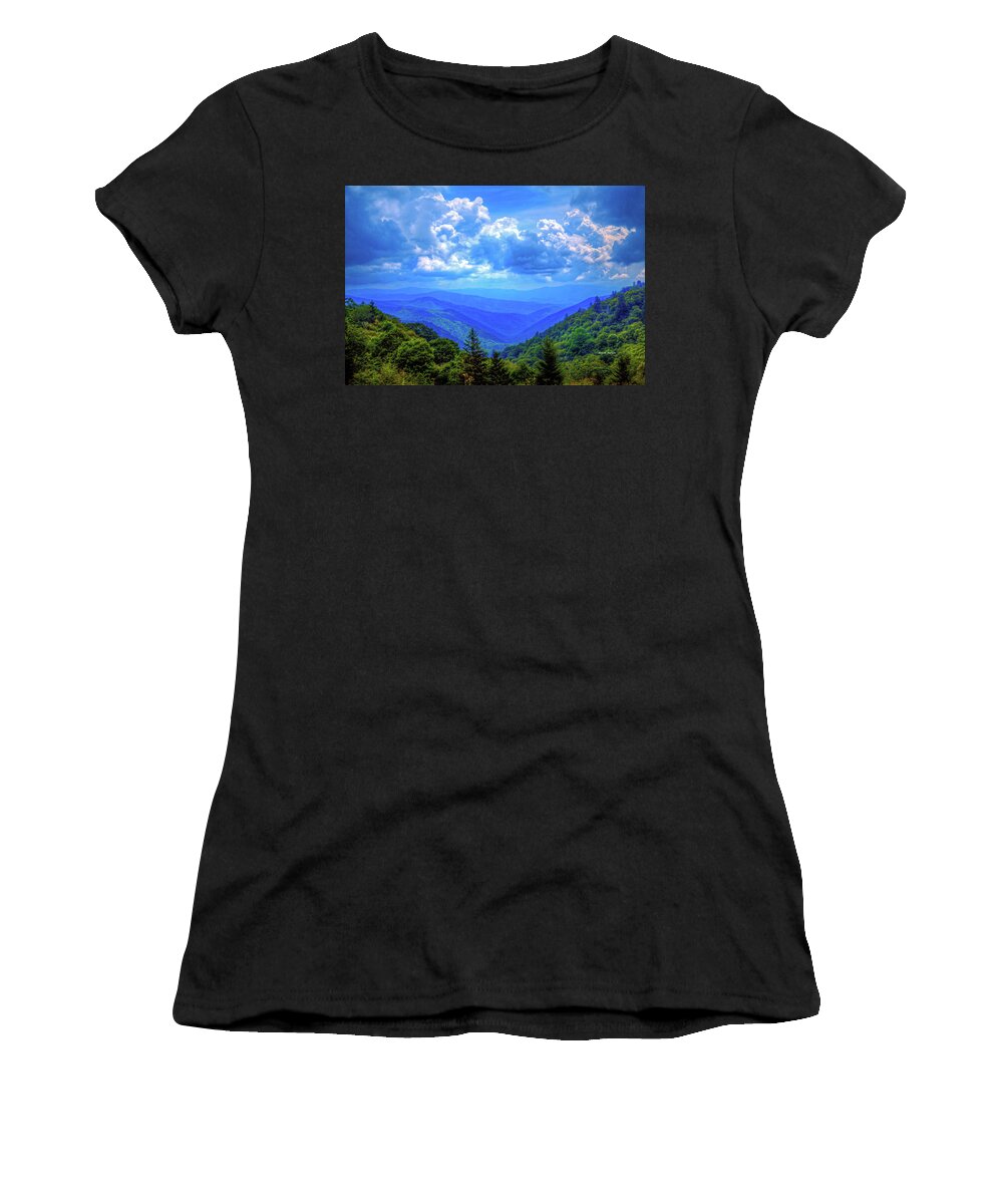 Newfound Gap Women's T-Shirt featuring the photograph Newfound Gap by Dale R Carlson