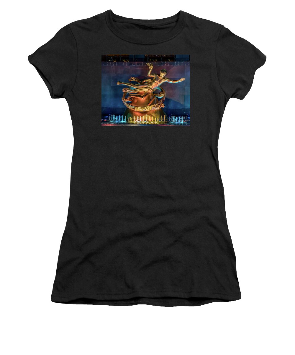 Nyc Women's T-Shirt featuring the photograph Rockefeller Bronze by Sue Karski
